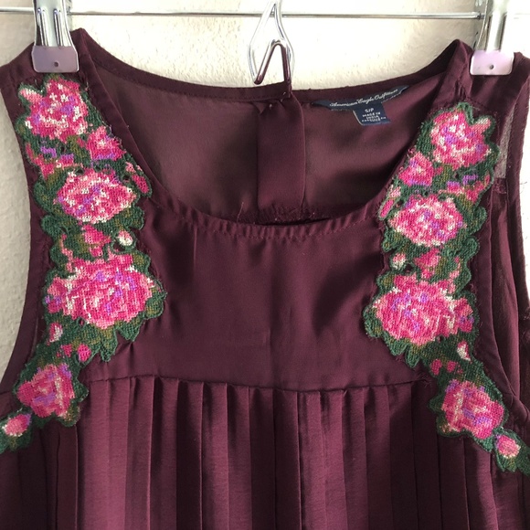 ⭐️MOVING 8/24⭐️ American Eagle Embroidered Tank - Picture 3 of 7